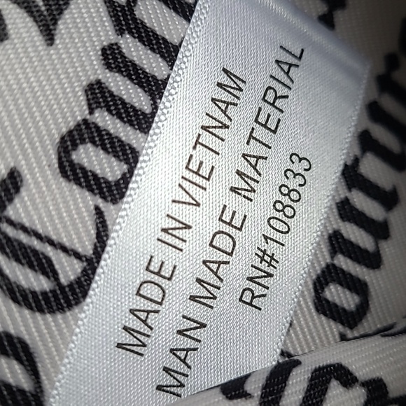 JUICY COUTURE WALLET FAUX LEATHER ZIP AROUND SMALL CLUTCH - Picture 9 of 12